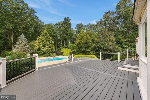 42 FOX HILL DR, Tabernacle, NJ 08088