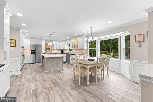 42 FOX HILL DR, Tabernacle, NJ 08088
