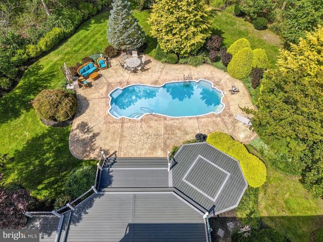 42 FOX HILL DR, Tabernacle, NJ 08088