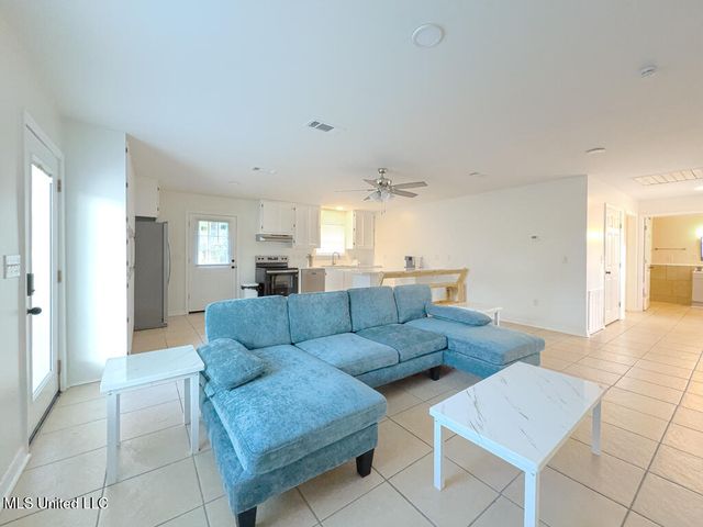 116 Mccaughan Avenue, Long Beach, MS 39560