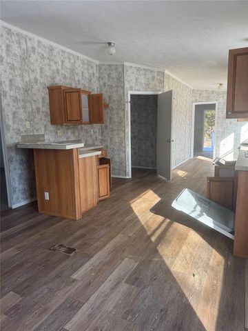 16400 Viking Road, Noble, OK 73068