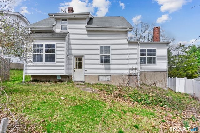 17 Salem Street, Hartford, CT 06114