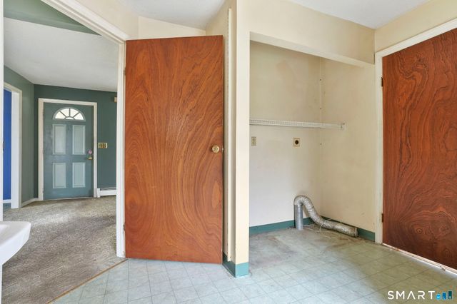 17 Salem Street, Hartford, CT 06114