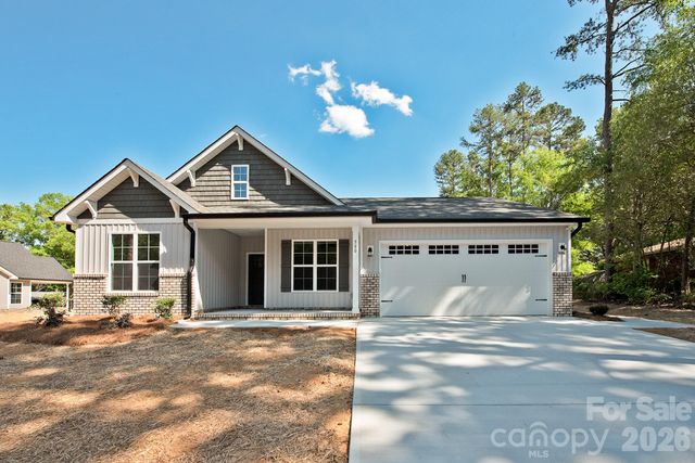 580 Wilhelm Place NE, Concord, NC 28025