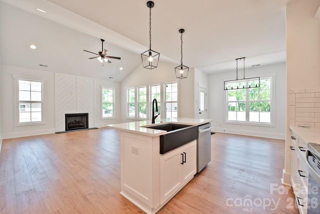 580 Wilhelm Place NE, Concord, NC 28025