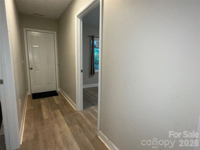 1107 8th Street, Statesville, NC 28677