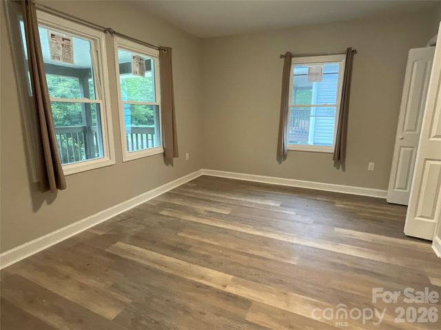 1107 8th Street, Statesville, NC 28677