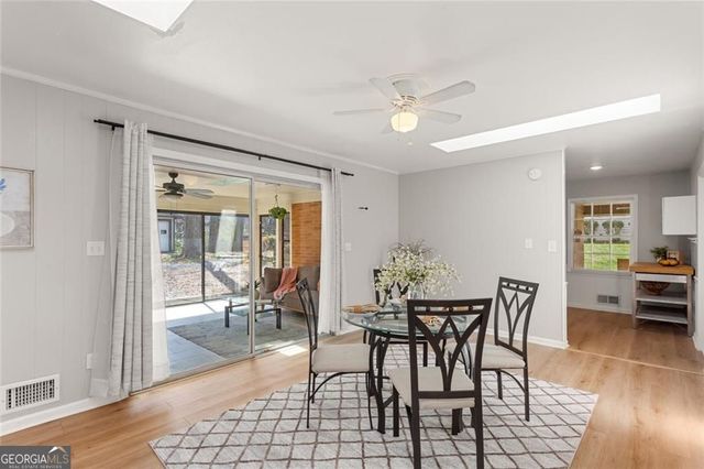 695 Carlouetta Road, Mableton, GA 30126