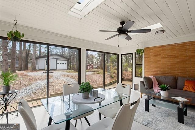 695 Carlouetta Road, Mableton, GA 30126