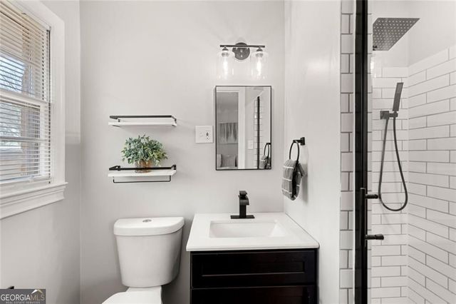 695 Carlouetta Road, Mableton, GA 30126