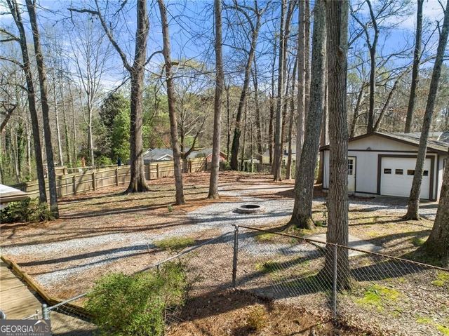 695 Carlouetta Road, Mableton, GA 30126