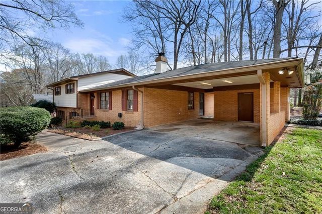 695 Carlouetta Road, Mableton, GA 30126