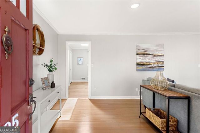 695 Carlouetta Road, Mableton, GA 30126