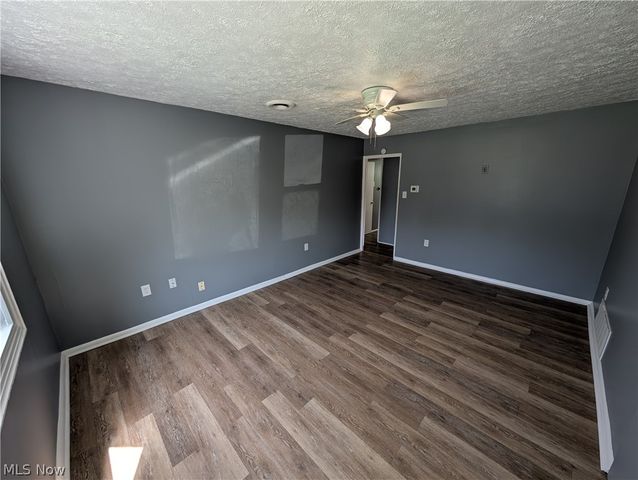1240 W 21st Street, Lorain, OH 44052