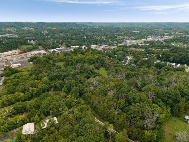 0 Due West Ave N, Madison, TN 37115