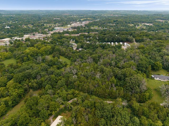 0 Due West Ave N, Madison, TN 37115