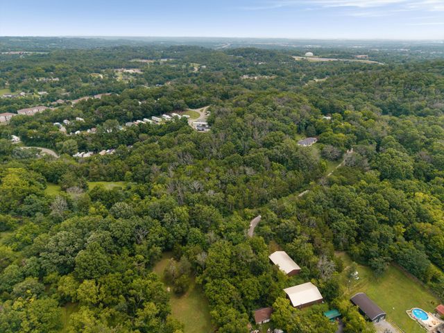 0 Due West Ave N, Madison, TN 37115