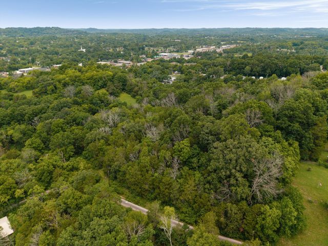 0 Due West Ave N, Madison, TN 37115