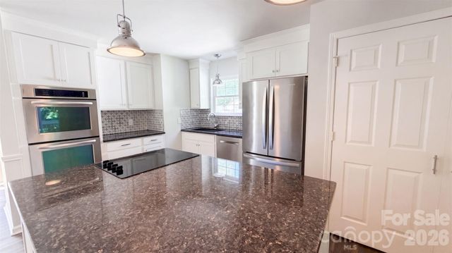 6226 Dumont Lane, Charlotte, NC 28269