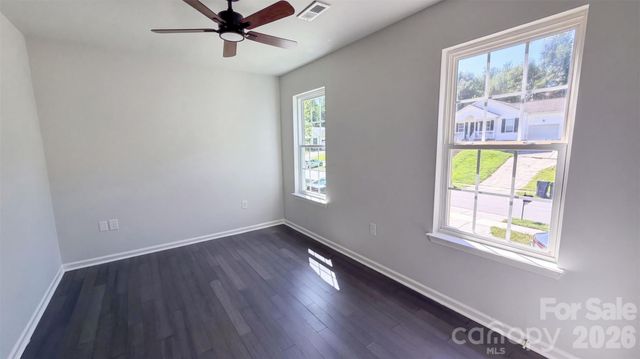 6226 Dumont Lane, Charlotte, NC 28269