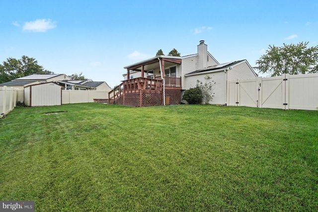 1519 WANDERING WAY, Harrisburg, PA 17110