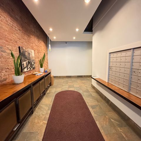 1631 S Michigan Avenue 402, Chicago, IL 60616
