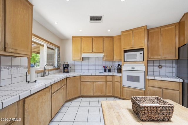 16501 W MAGNOLIA Street, Goodyear, AZ 85338