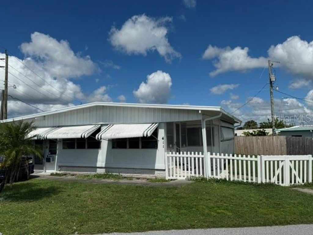 411 51ST AVENUE TERRACE W, Bradenton, FL 34207