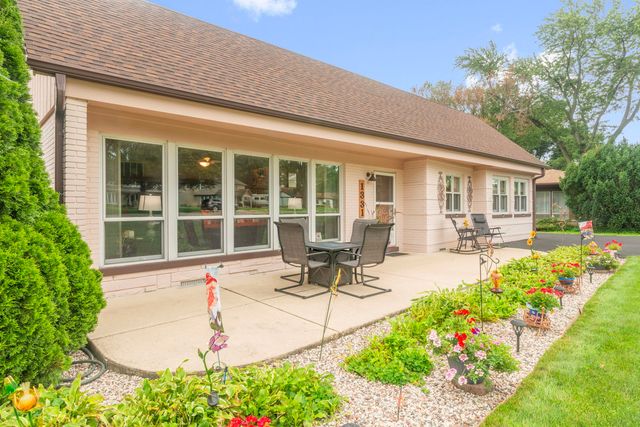 1331 S Lombard Avenue, Lombard, IL 60148