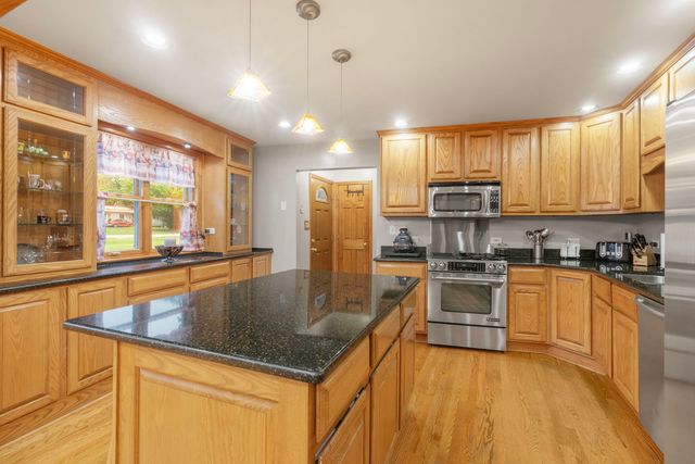 1331 S Lombard Avenue, Lombard, IL 60148