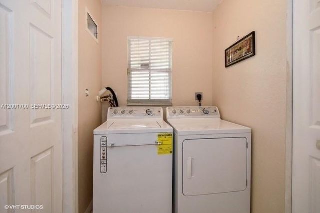 19409 NW 24th Pl, Pembroke Pines, FL 33029