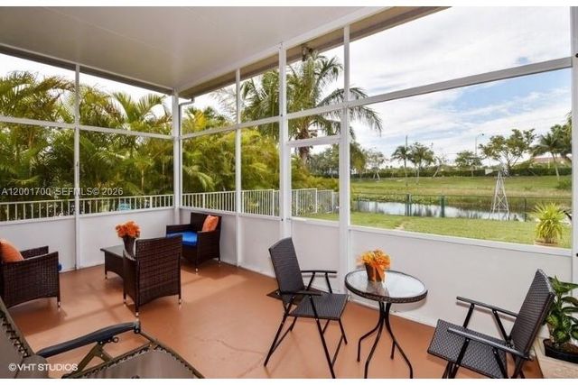 19409 NW 24th Pl, Pembroke Pines, FL 33029