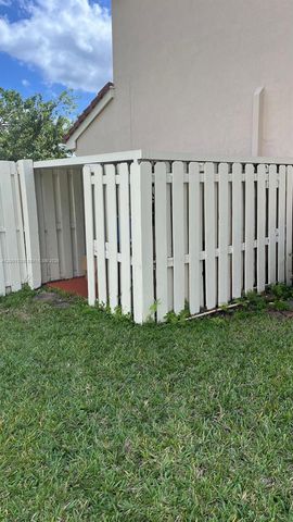 19409 NW 24th Pl, Pembroke Pines, FL 33029