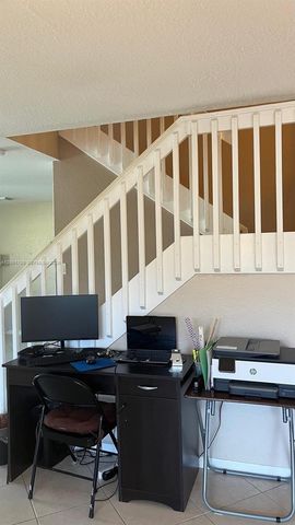 19409 NW 24th Pl, Pembroke Pines, FL 33029