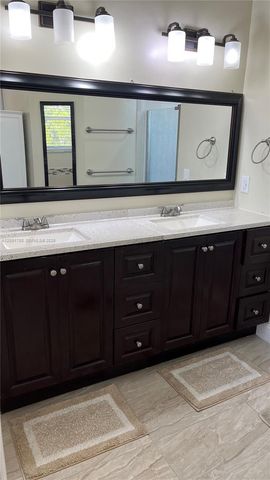 19409 NW 24th Pl, Pembroke Pines, FL 33029