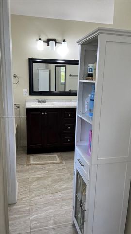 19409 NW 24th Pl, Pembroke Pines, FL 33029