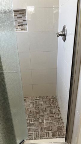 19409 NW 24th Pl, Pembroke Pines, FL 33029