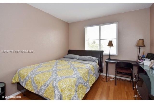 19409 NW 24th Pl, Pembroke Pines, FL 33029