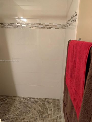 19409 NW 24th Pl, Pembroke Pines, FL 33029