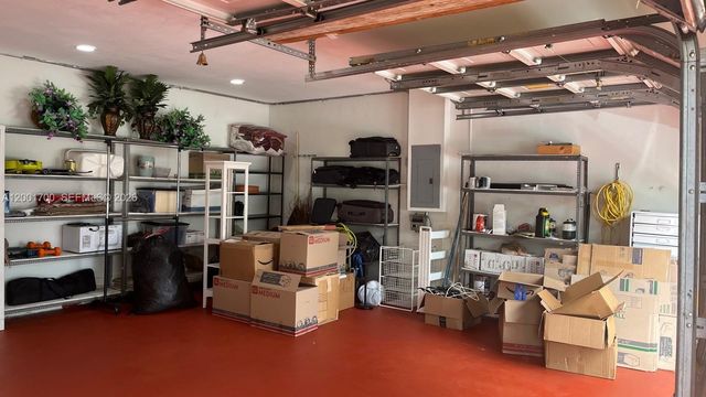 19409 NW 24th Pl, Pembroke Pines, FL 33029