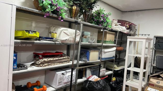 19409 NW 24th Pl, Pembroke Pines, FL 33029