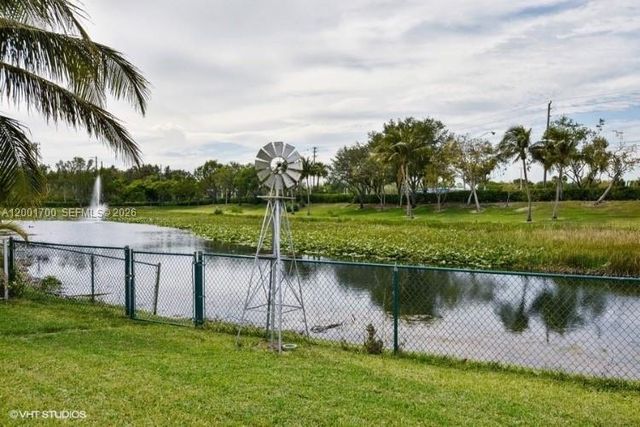 19409 NW 24th Pl, Pembroke Pines, FL 33029