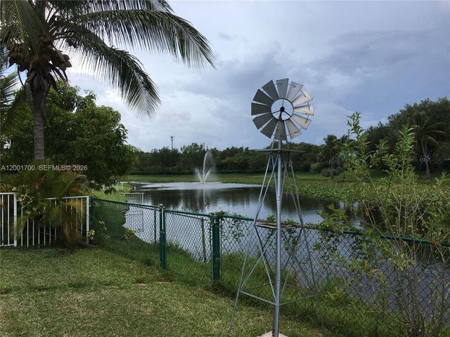 19409 NW 24th Pl, Pembroke Pines, FL 33029