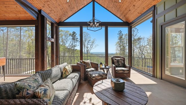 335 Serenity Way, Guild, TN 37340