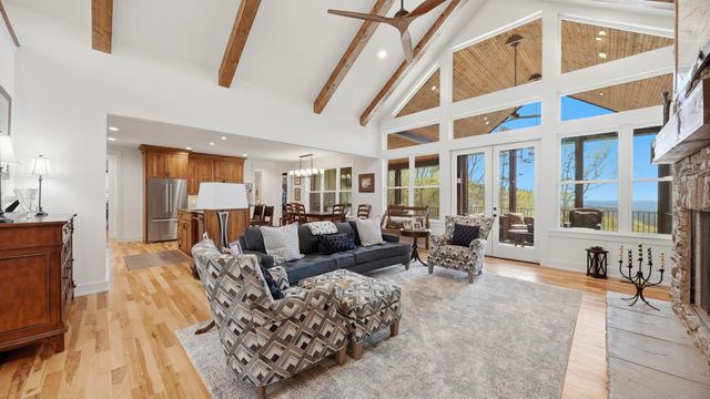 335 Serenity Way, Guild, TN 37340
