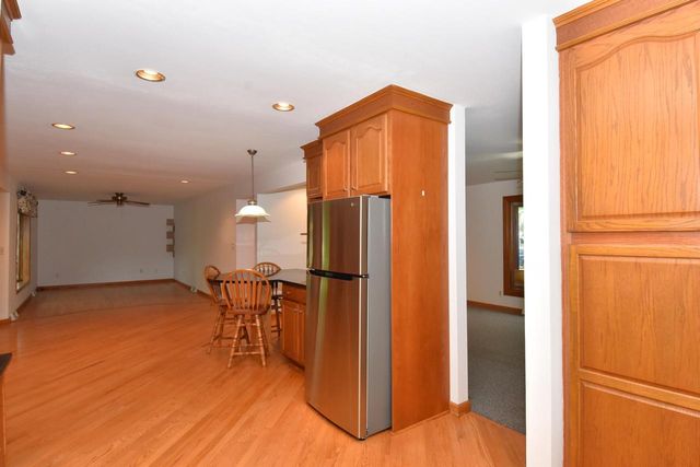 2091 E Spruce COURT, Oak Creek, WI 53154