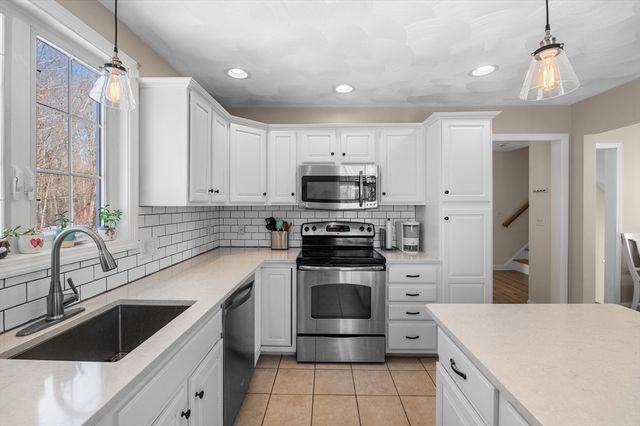 80 Dwight St, Haverhill, MA 01830