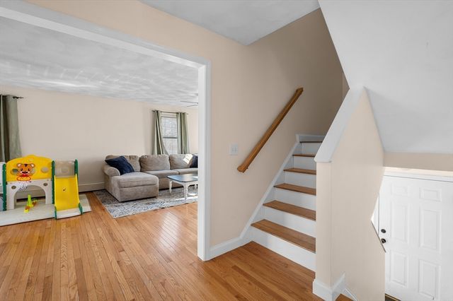 80 Dwight St, Haverhill, MA 01830