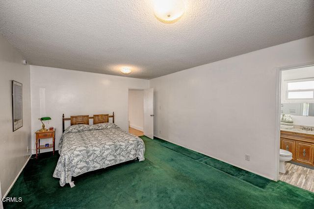 1139 N Heliotrope Drive, Los Angeles, CA 90029