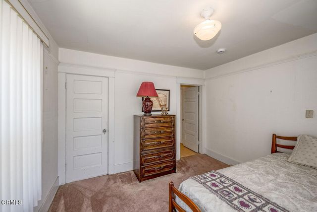 1139 N Heliotrope Drive, Los Angeles, CA 90029